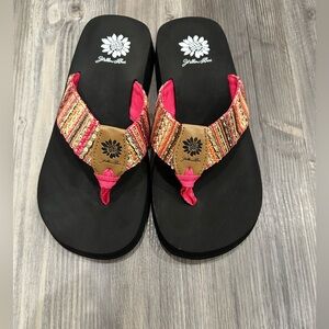 Yellow Box Women's Pink Sandals Size 7 New without box